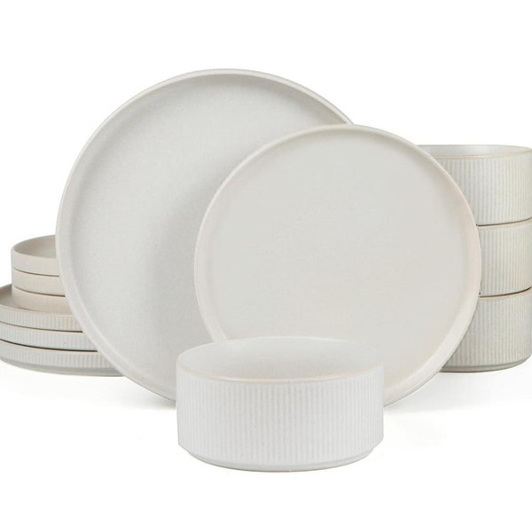 famiware Star Dinnerware Sets, Plates and Bowls Set for 4, 12 Pieces Ribbed Dishes - Chip and Scratch Resistant, Microwave and Dishwasher Safe Tableware, Matte White