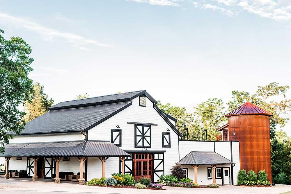 The Wedding Website of Julia Choquette and Evan Baxter