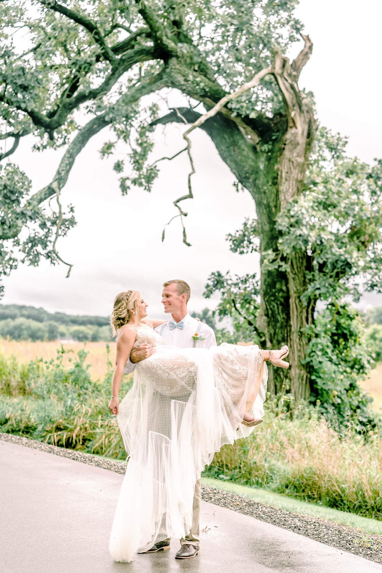 This day was an absolute dream!
Taken by Ash& Anders Photography
