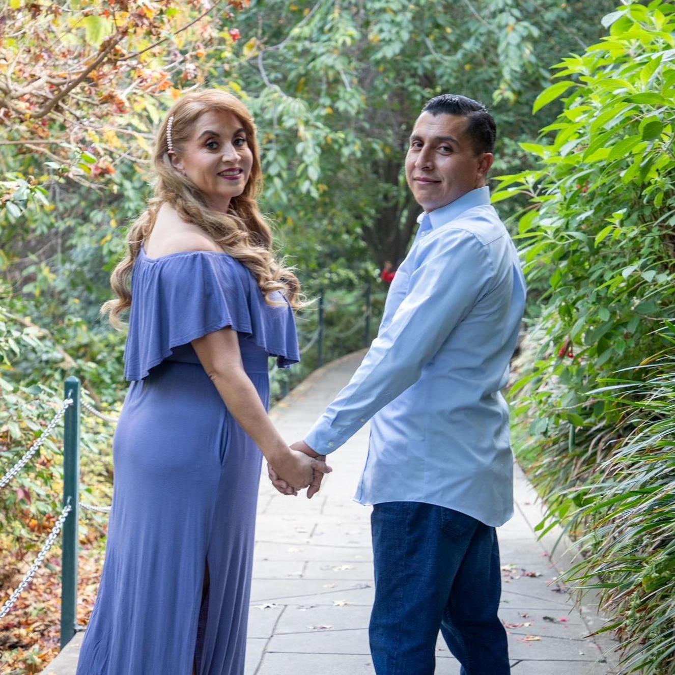 Engagement Pictures at the Huntington Library .. one of Carlos favorite places