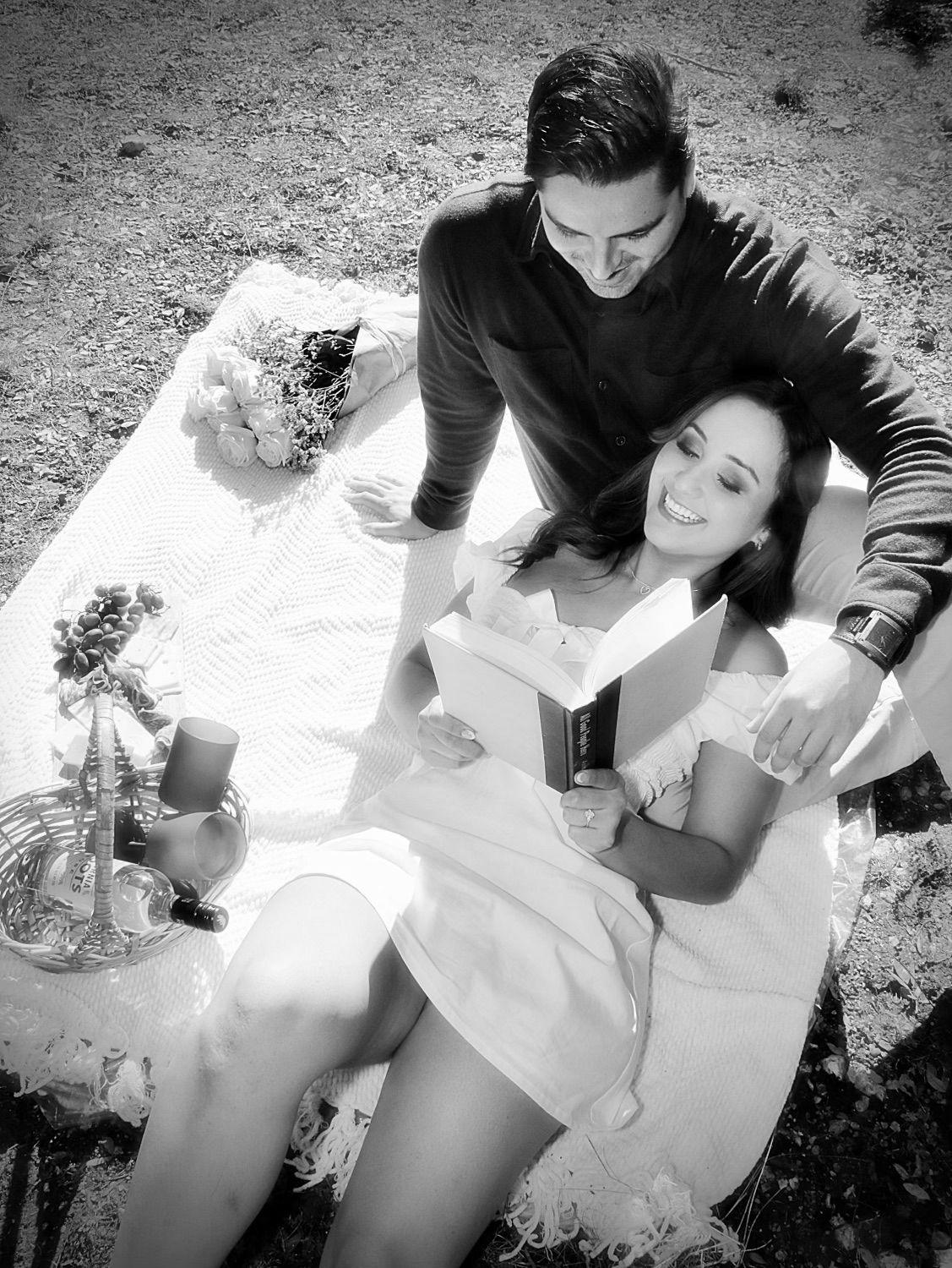 The Wedding Website of Andrea Fernanda Juarez and Luis Alejandro Martinez