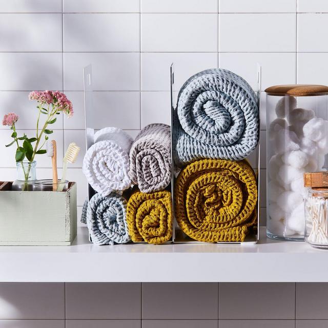 Interlocking Towel Organizer