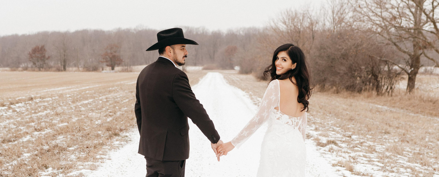 The Wedding Website of Salvador Diaz and Monica Munoz