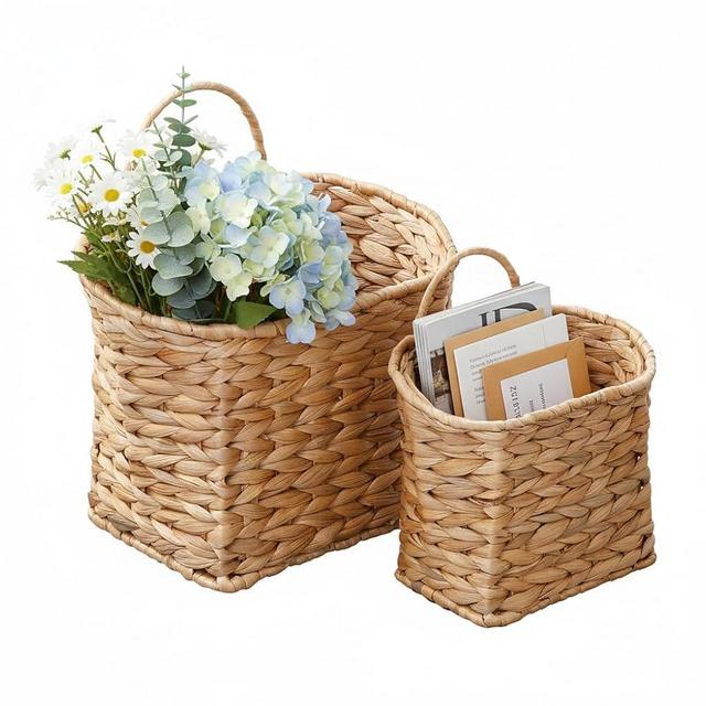 Coeusy Wicker Hanging Basket,Woven Hanging Wall Basket for Organizing and Decor,Natural Water Hyacinth Wall Mounted Storage Baskets for Farmhouse Home,Door,Entryway,Flower,Mail,Plant,Set of 2