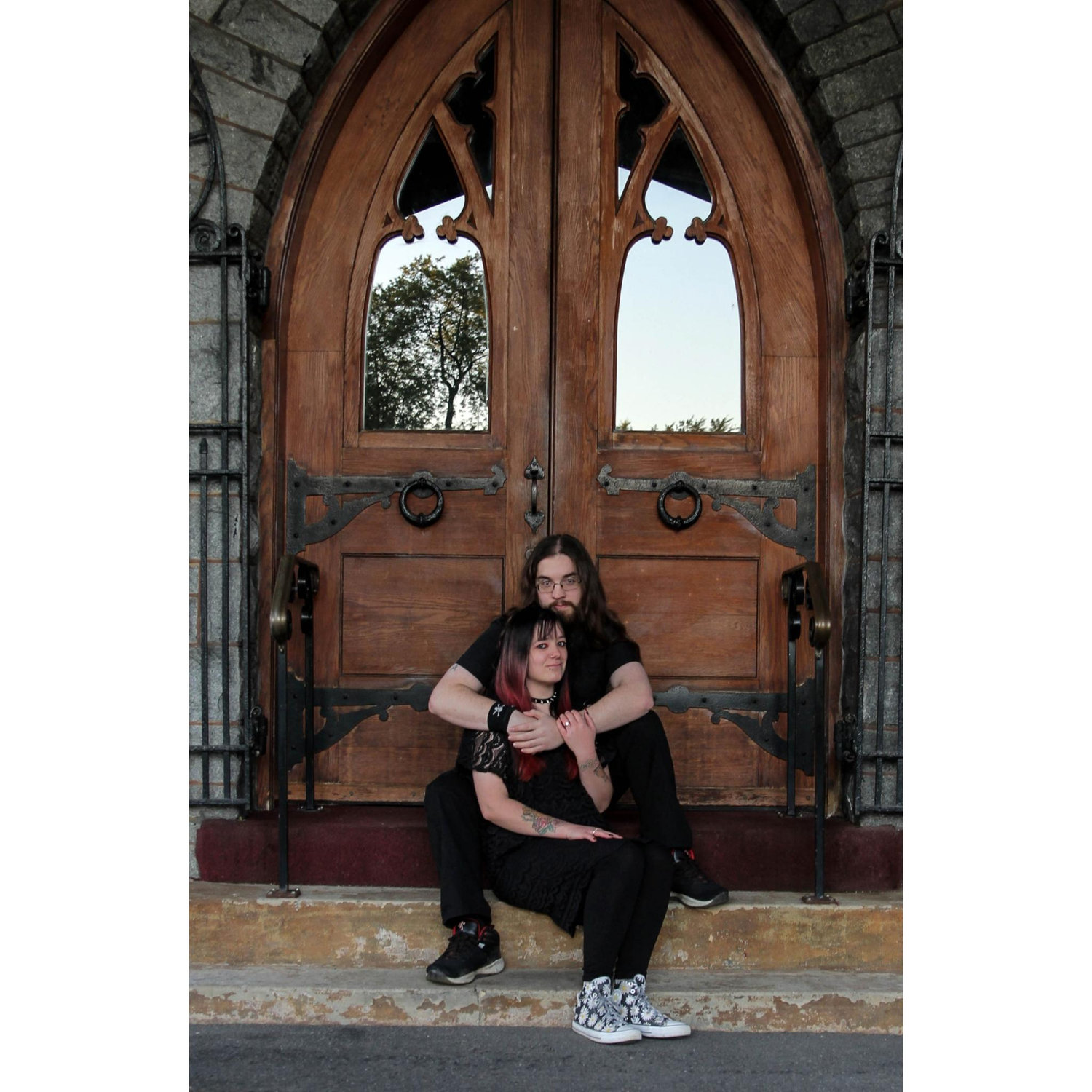Engagement Photos 🖤
♡Location: Elmlawn Memorial Park
♡Photographer: Alyssa Knowlton, Lyssa Lee Photography