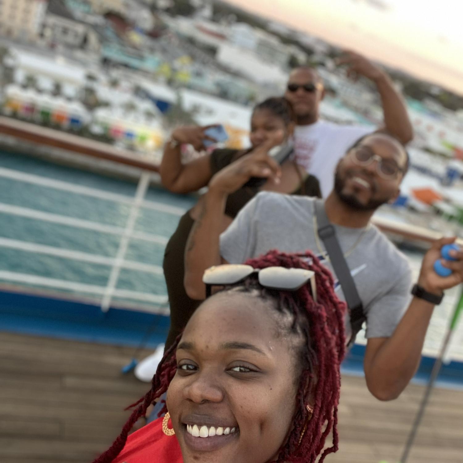 2023 cruise to Bahamas with family!