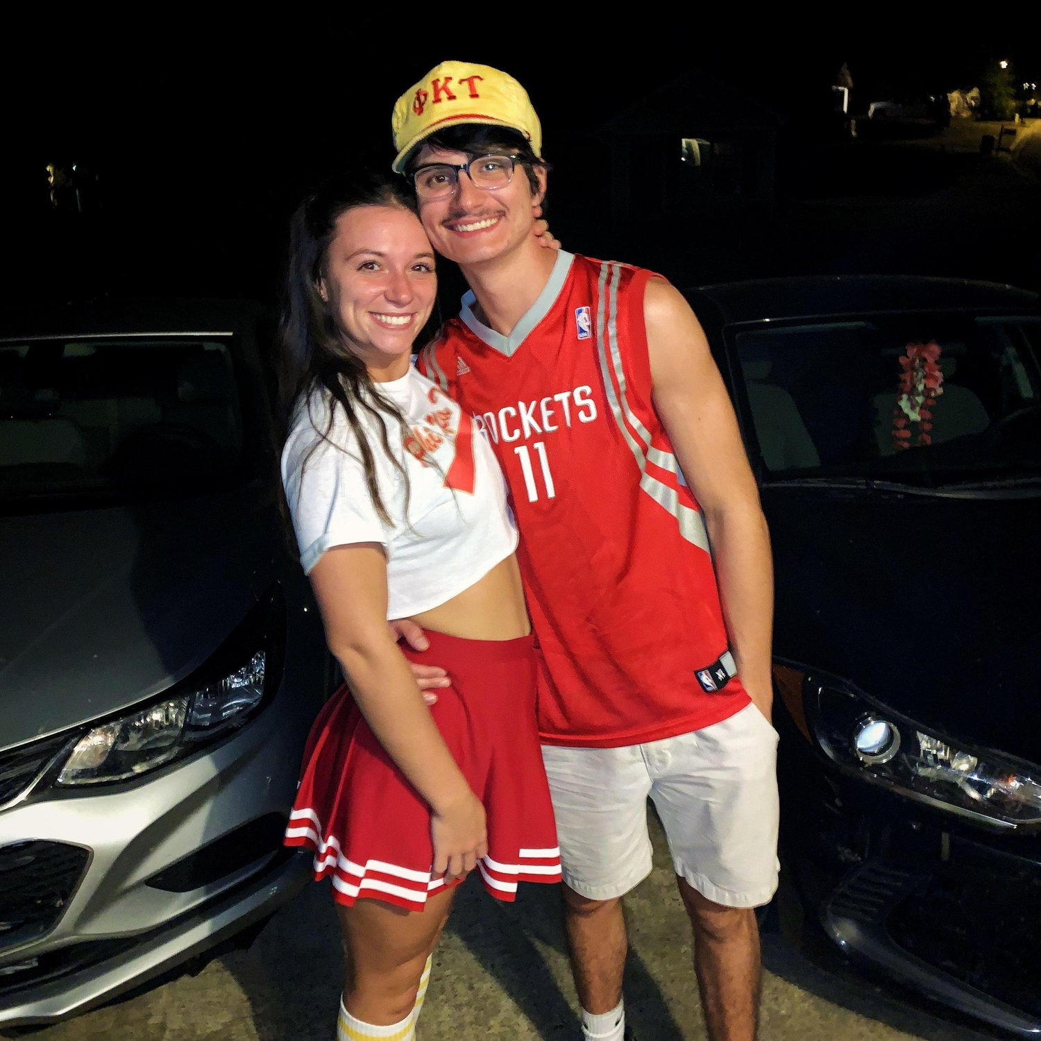 "I forgot to take a picture because we had so much fun at bid day so I made Landon take pictures in the driveway LOL"
-Makenzie