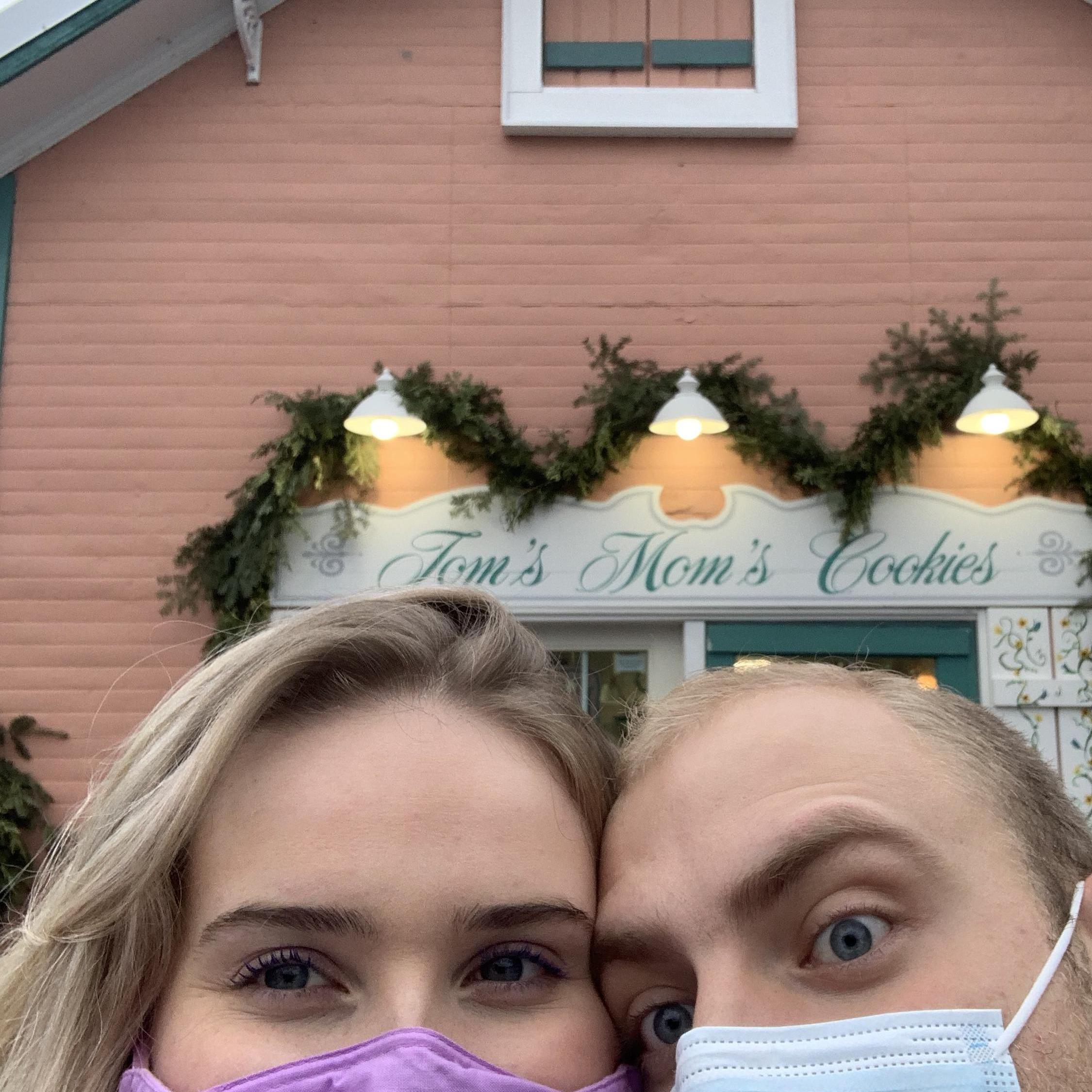 1/16/2021
The best cookies spot in northern Michigan and our favorite dessert.