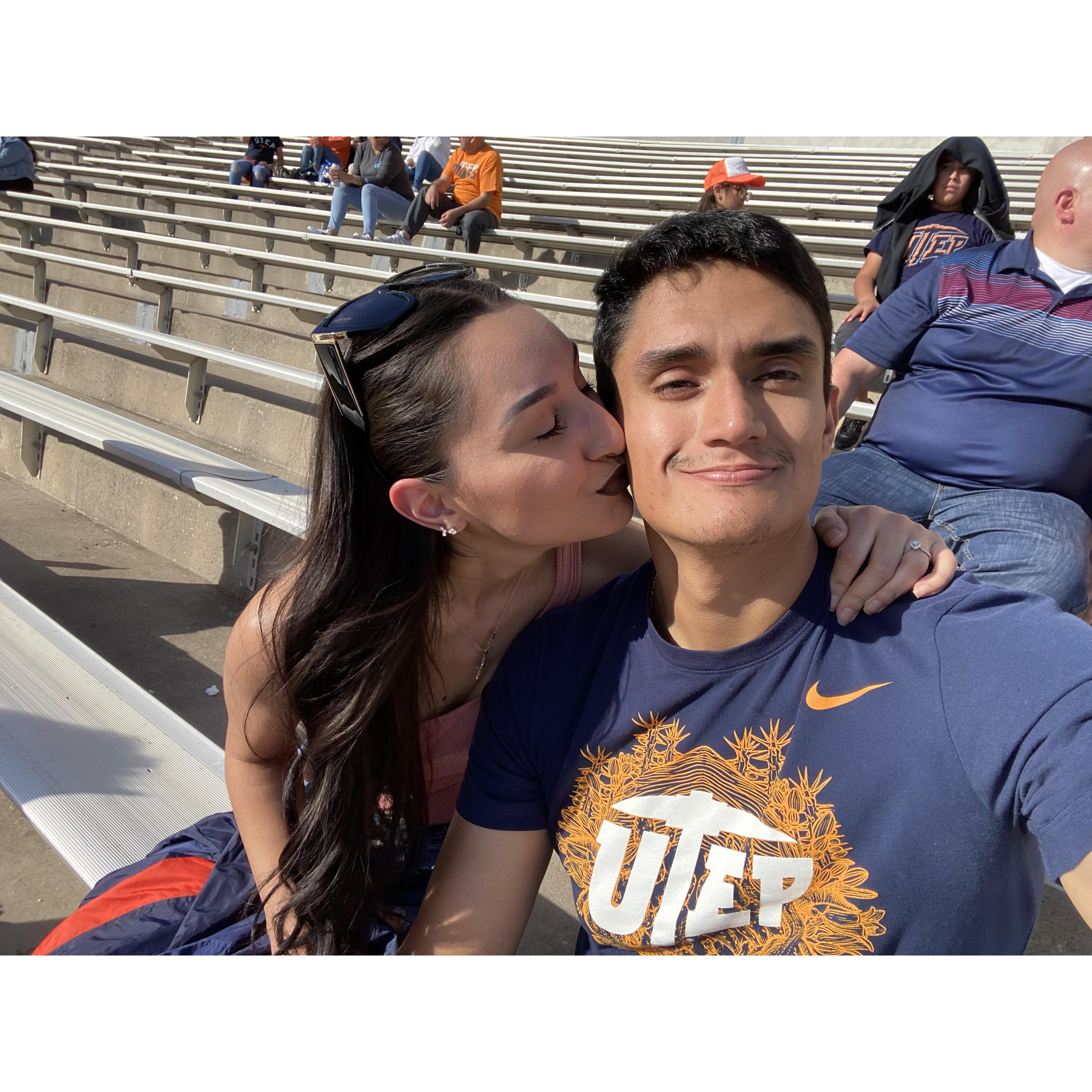 Showing our UTEP pride 🧡💙