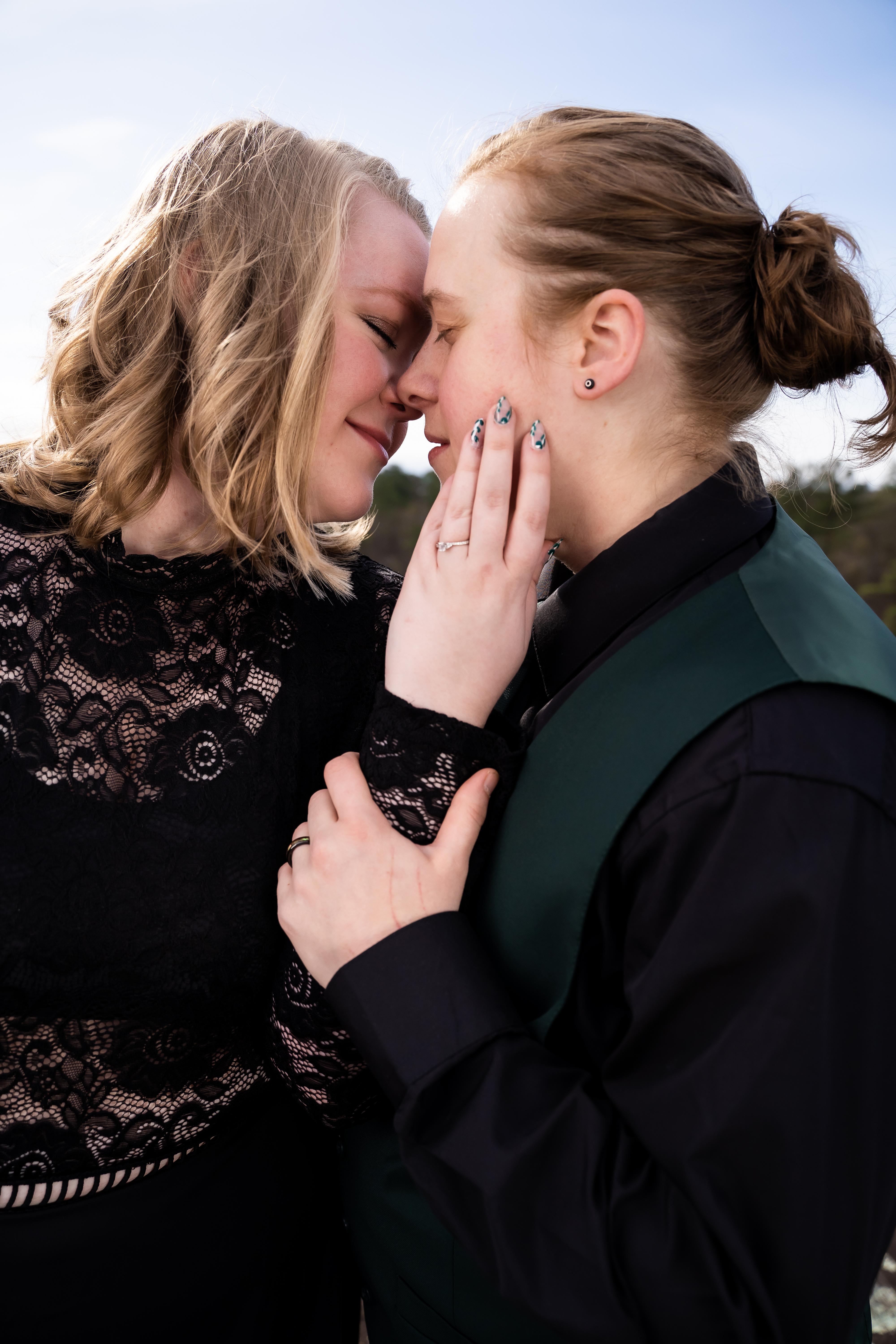 3f245f58-72cc-4dfe-8222-4dbe0ba4f785