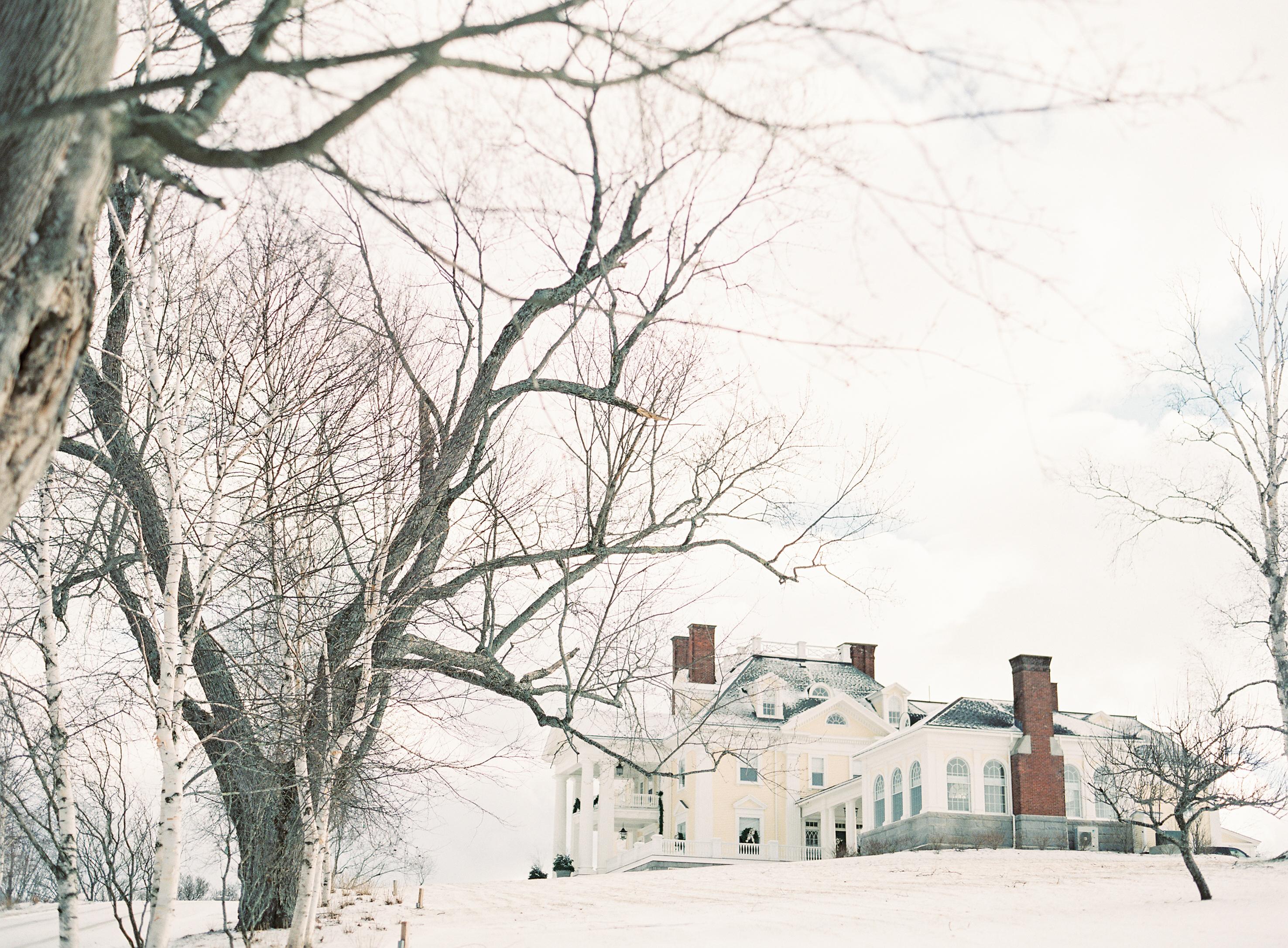 The Wedding Website of Larisa Bainton and Kevin Hernandez