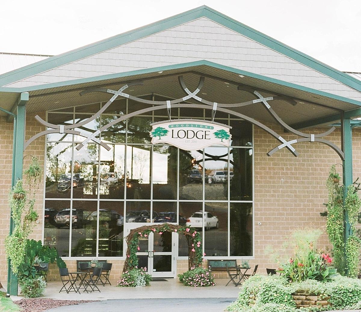 The Wedding Website of Alyssa Billie and Tyler Willing