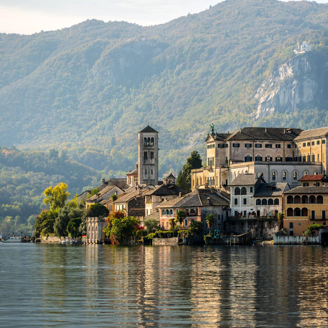 Tour of Lake Orta