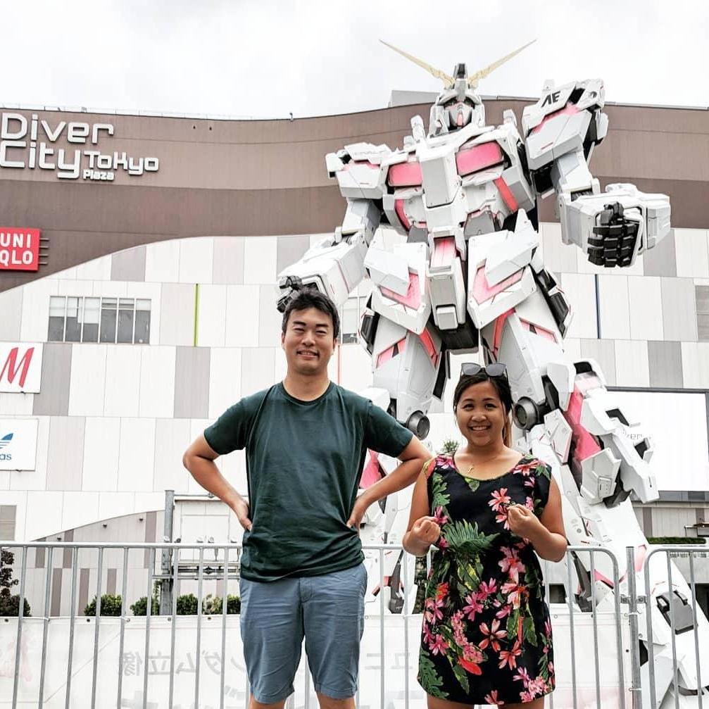 We were supposed to pose like the Gundam. Rui didn't get the memo.