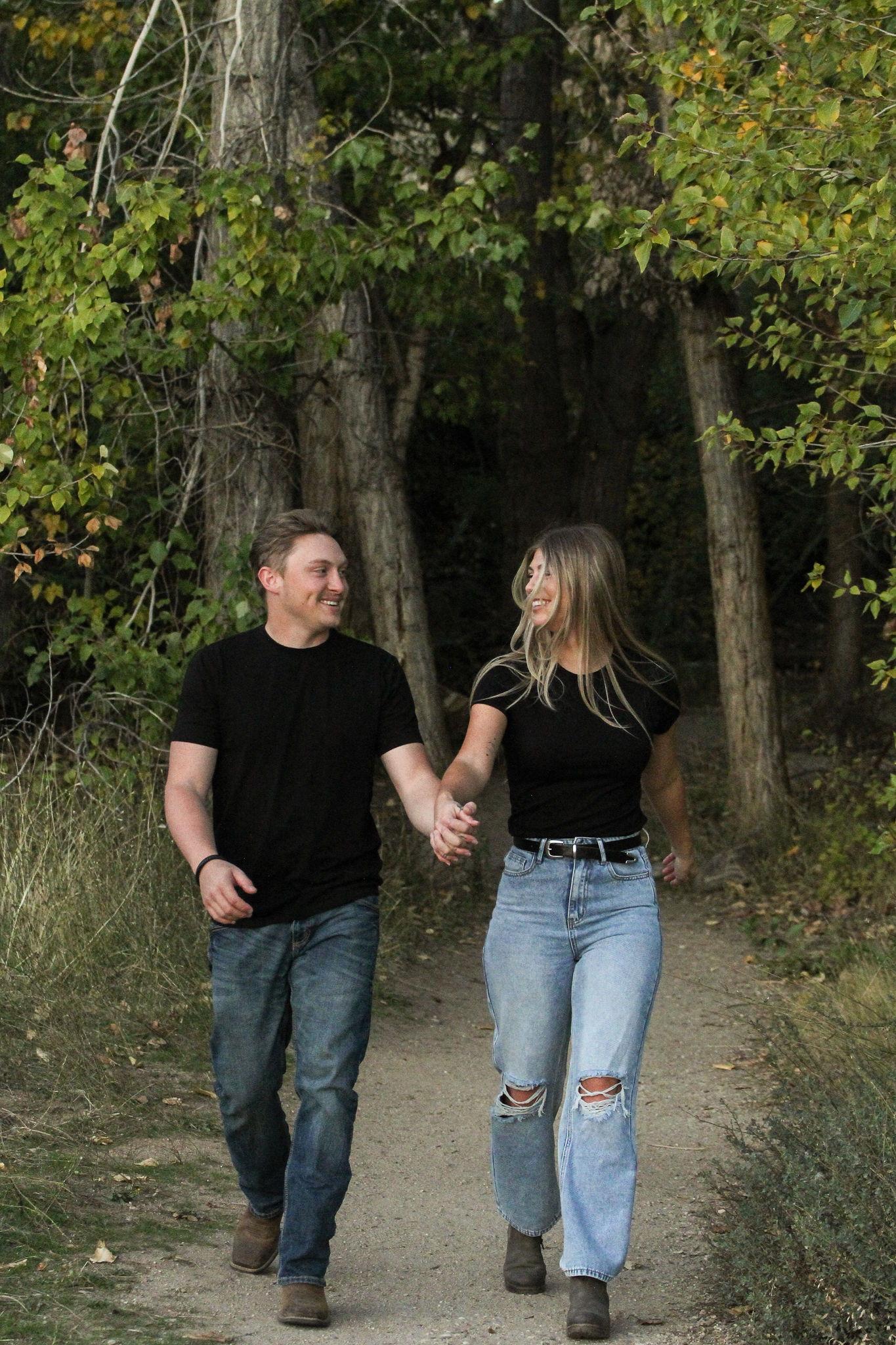 The Wedding Website of Jasmin Waples and Trace Arnold