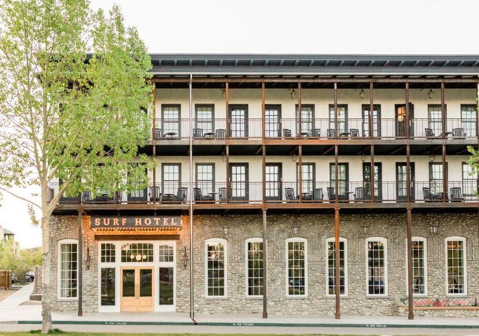 The Wedding Website of Barbi Hageman and Jason Crane