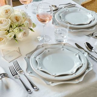 Berry & Thread Scalloped Salad Plate