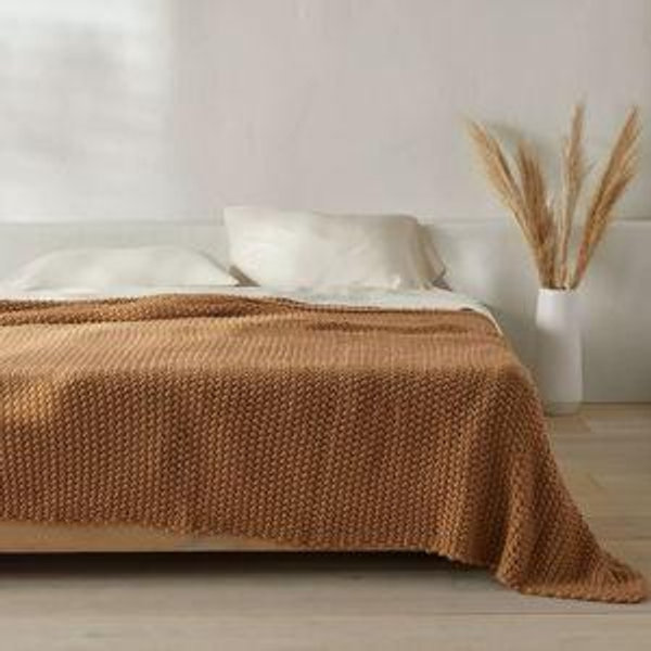 King Size Warm Brown Chunky Knit Bed Blanket - Casaluna™