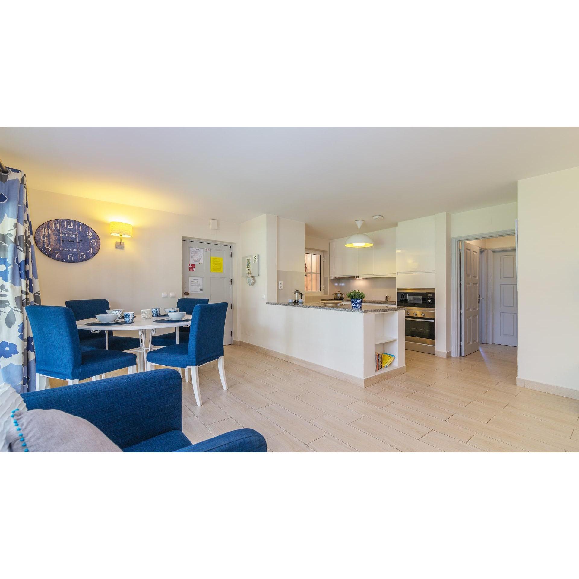 Old village 2 bedroom apartment (Village4ulettings).