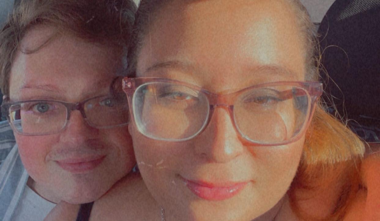 The Wedding Website of Marisol Belloc and Clint Stalker