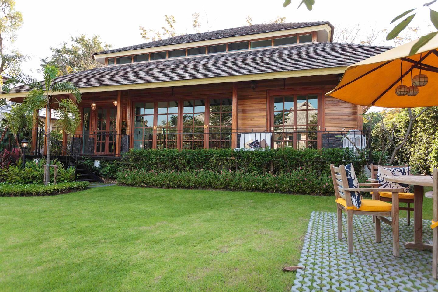 The Wedding Website of Carly Poste and Brandon Ballard