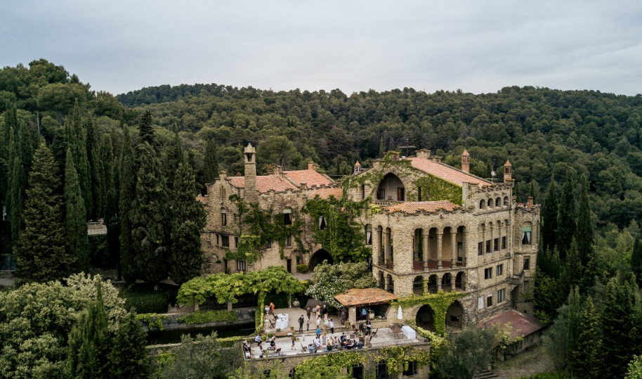 The Wedding Website of Taylor Proctor and Hylanie Chan-williams