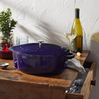 Cast Iron Wide Oval Dutch Oven