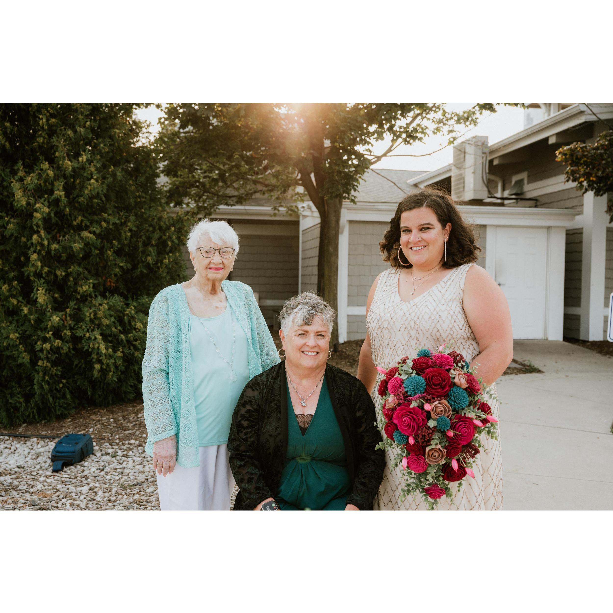 Three Generations
Left to right: Marilyn Tashoff, Jean Jarosz, Margaret Jarosz