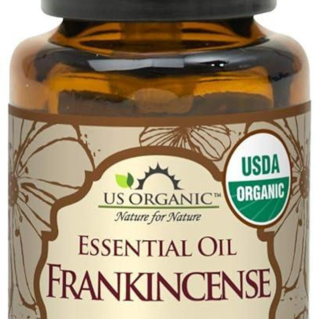 US Organic 100% Pure Frankincense Essential Oil, USDA Certified Organic, Steam Distilled, Boswellia serrata, Sourced from India, Topically or in Diffuser, Perfect for Aging Skin, All skin type (10 ml)