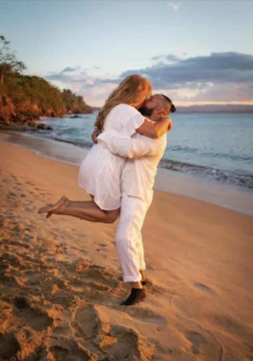 The Wedding Website of Denise Rosario and Norberto Davila