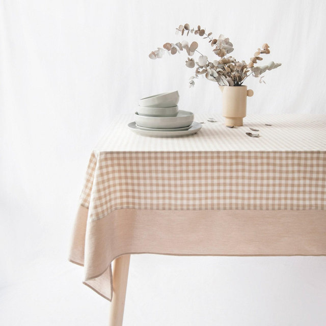Guaria Tablecloth – Checkered Farmhouse Rustic Picnic Stonewashed Cotton Tablecloth (Beige)