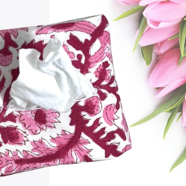 Tissue Box Cover | Tissue Holder | Square | Handmade with Block-Printed Fabric from India | Housewarming Gift | Gift for Mom (Red & Pink)