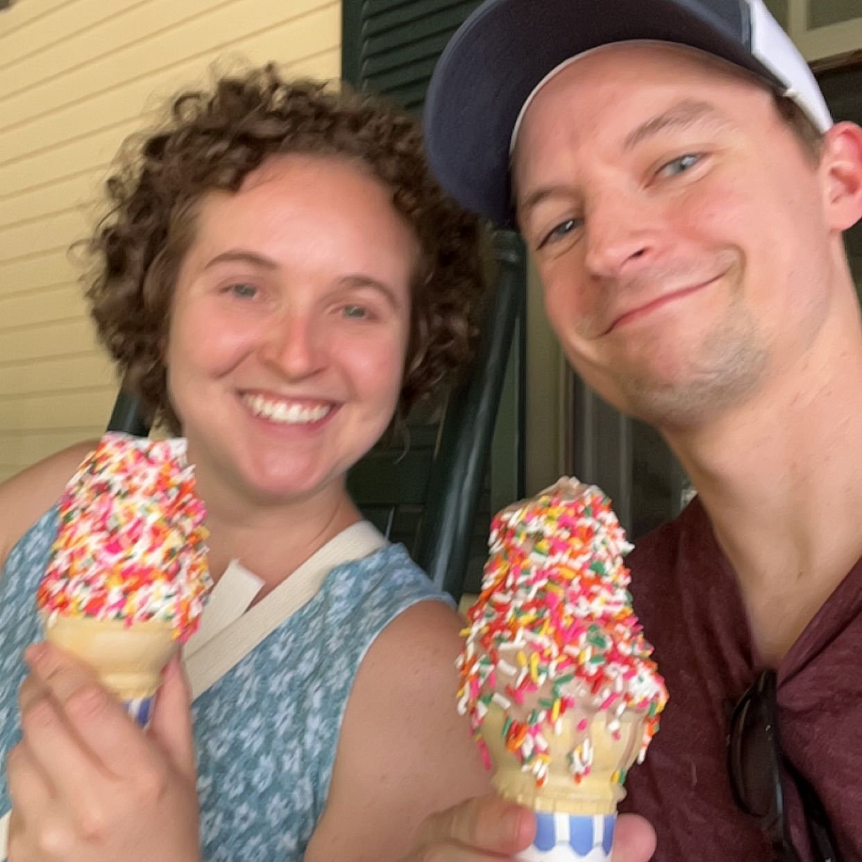 BIG maple creemee fans!