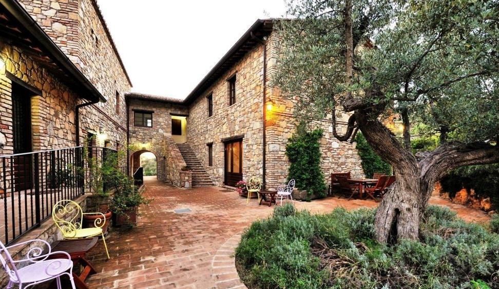 The Wedding Website of Melanie Pokusa and Marco Taveras