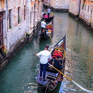 Private Gondala Ride through Venice