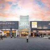 Roosevelt Field Mall