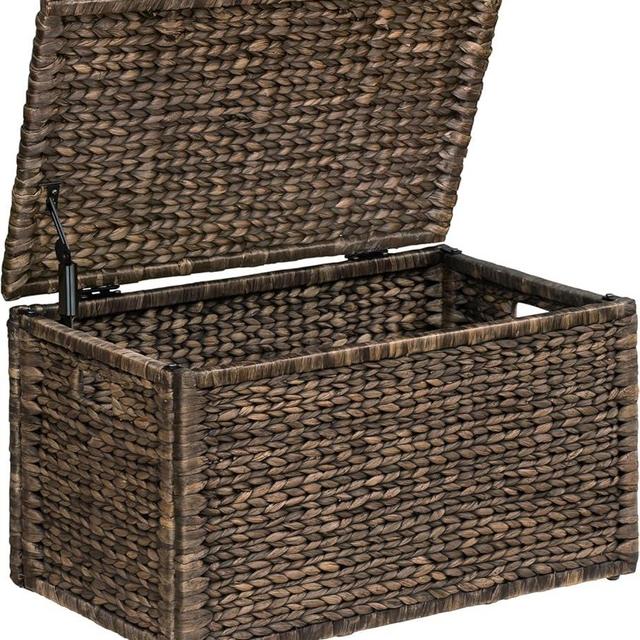 eHemco Heavy-duty Water Hyacinth Wicker Storage Trunk with Metal Frame, 30 by 17.5 by 17.5 Inches, Light Brown Wash