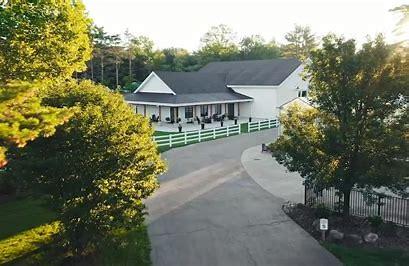 The Wedding Website of Clark Hills and Alleyna Davis