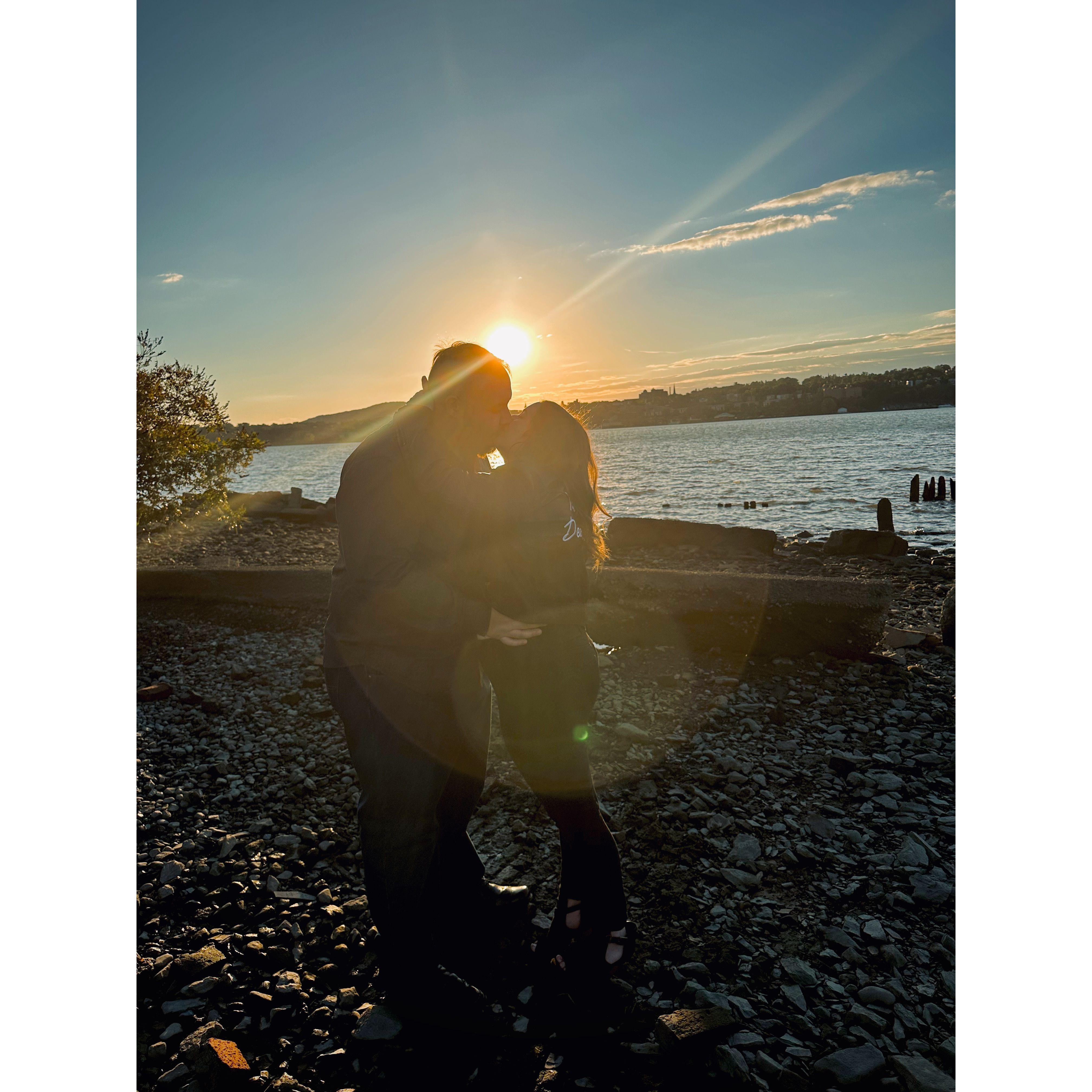 Engagement photos at the Beacon waterfront. Big thank you to Marcus who took these amazing photos.