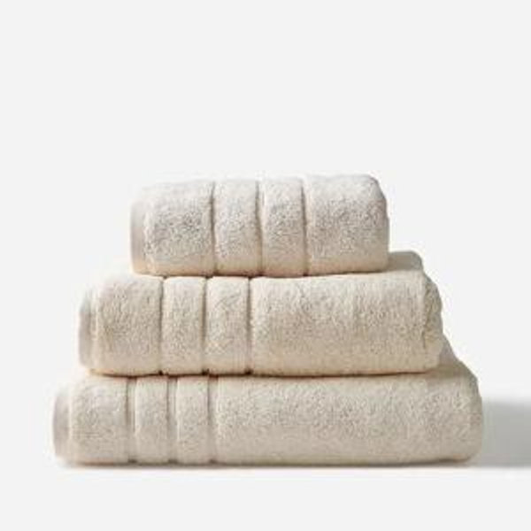 Luxury Bath Sheets in Cream