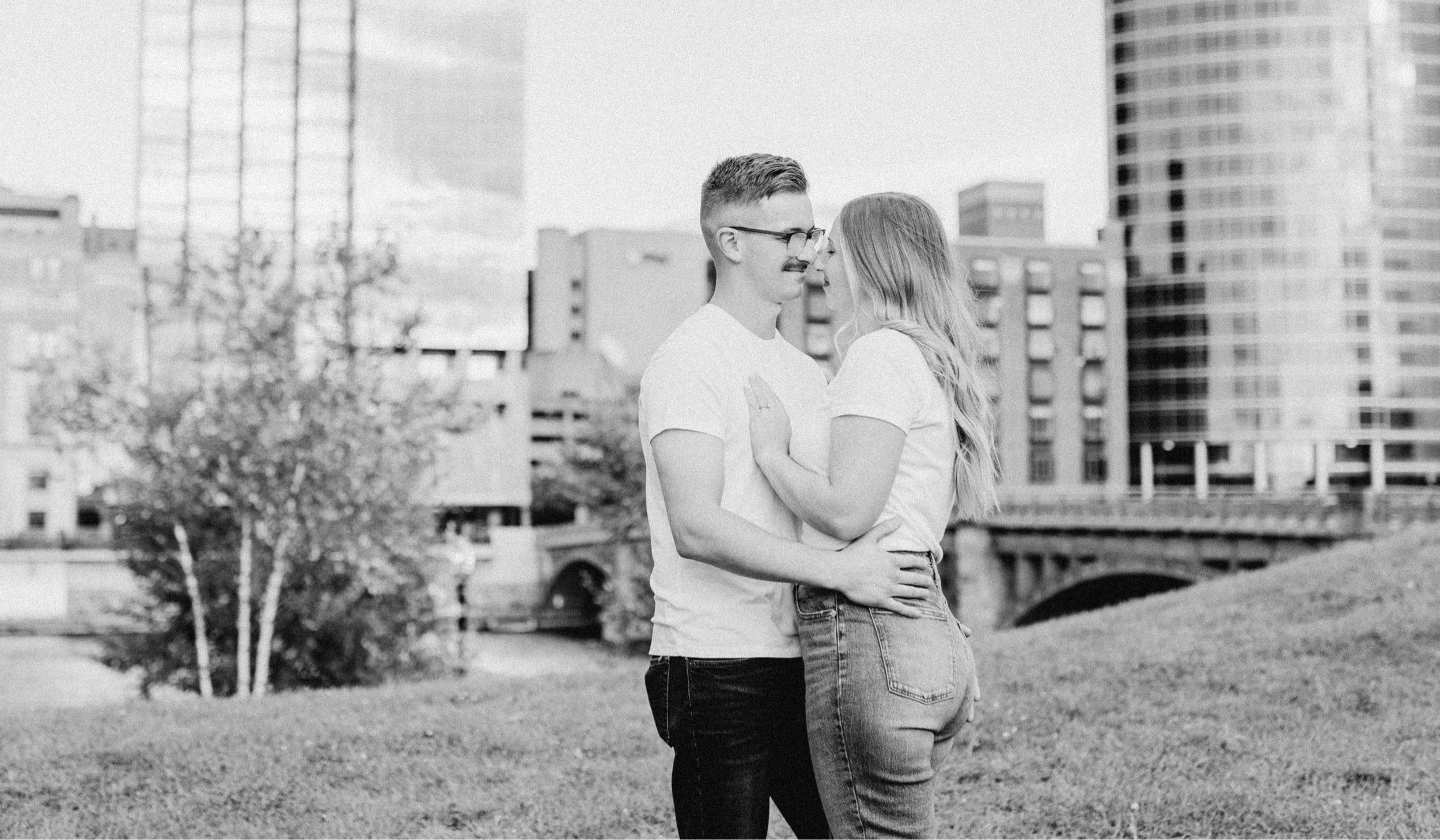 The Wedding Website of Hannah Kirby and Austin Edwards