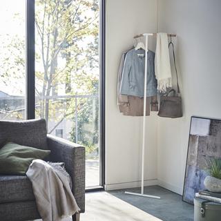 Tower Corner Leaning Coat Hanger