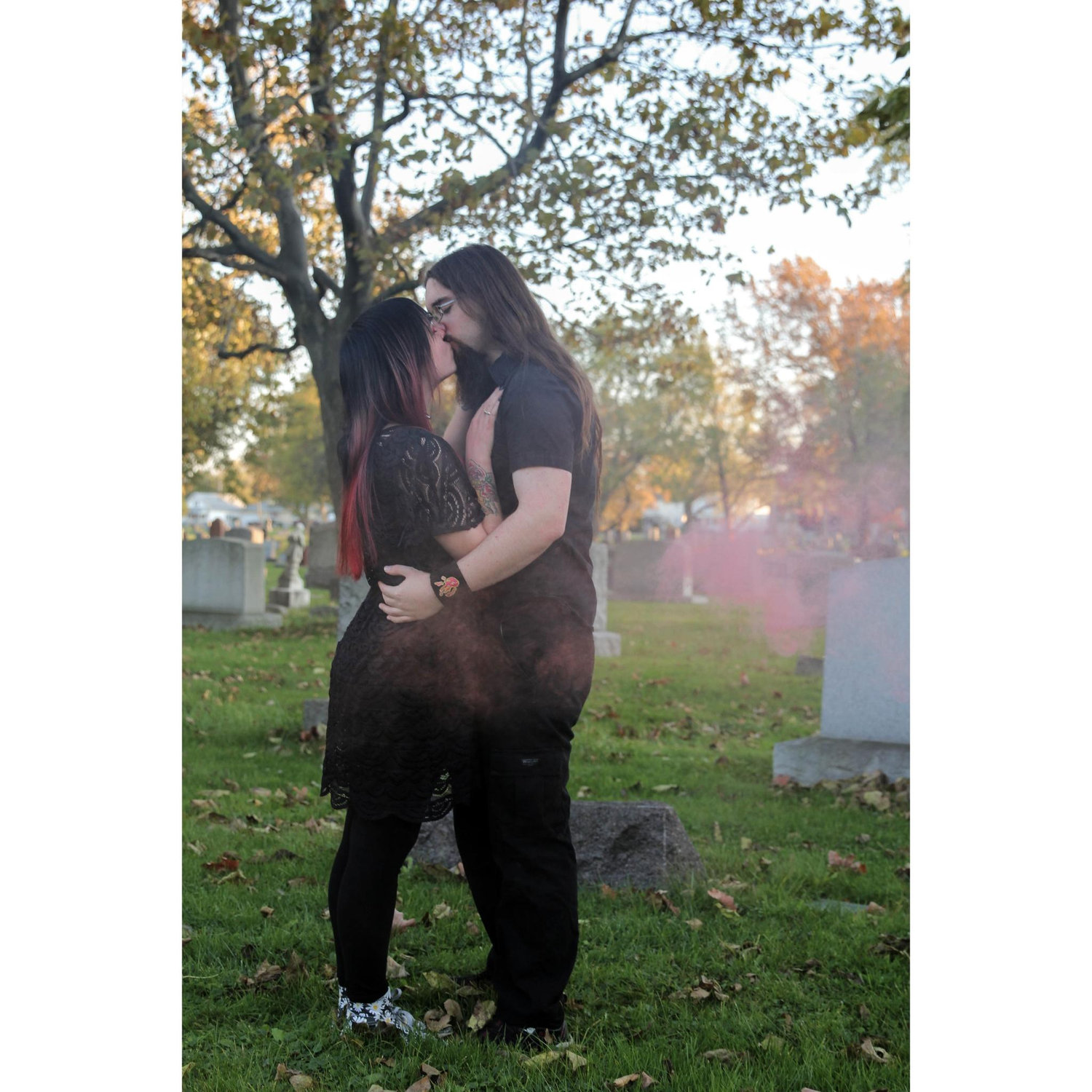 Engagement Photos 🖤
♡Location: Elmlawn Memorial Park
♡Photographer: Alyssa Knowlton, Lyssa Lee Photography