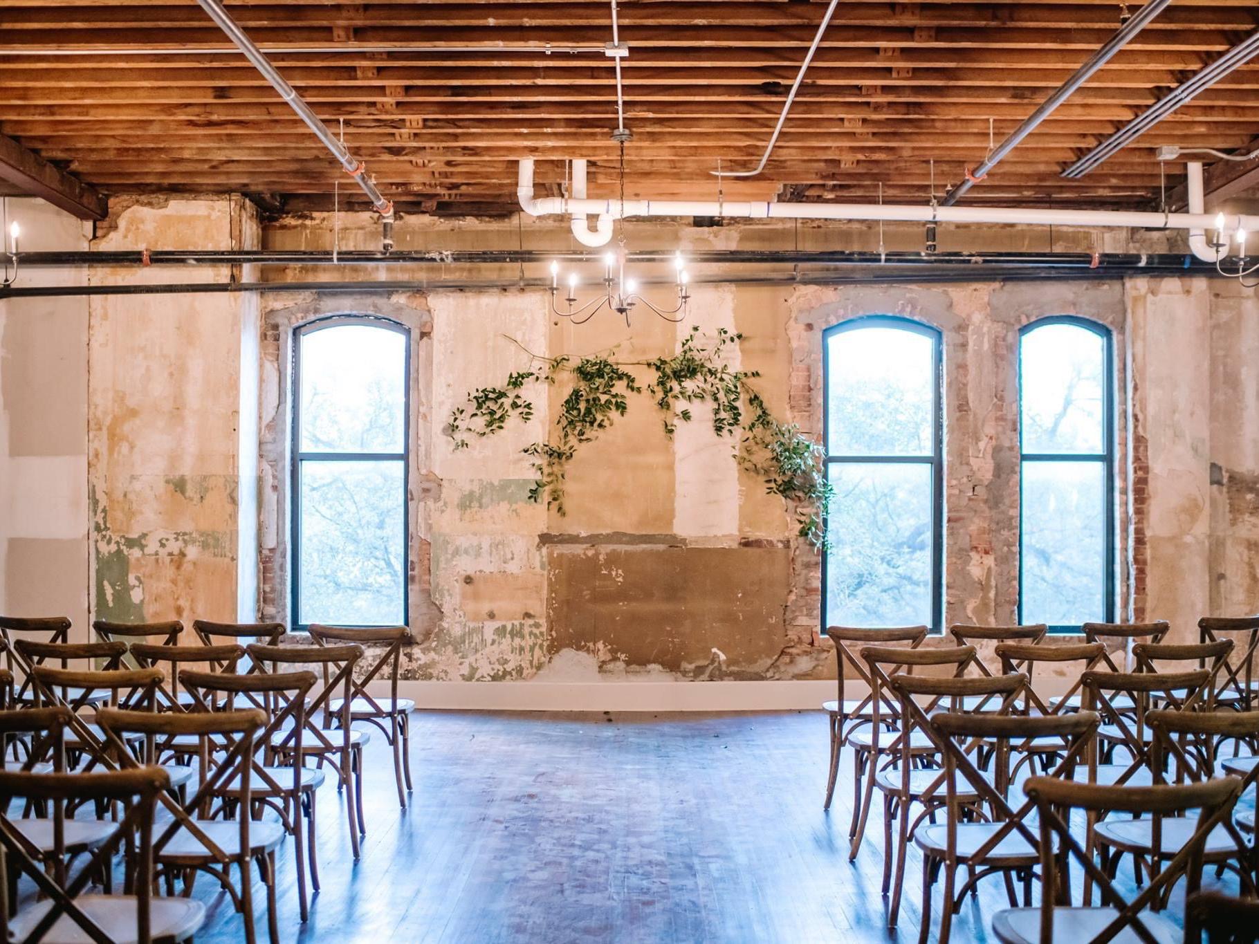 The Wedding Website of Ashley McCall and Mike Hodgen