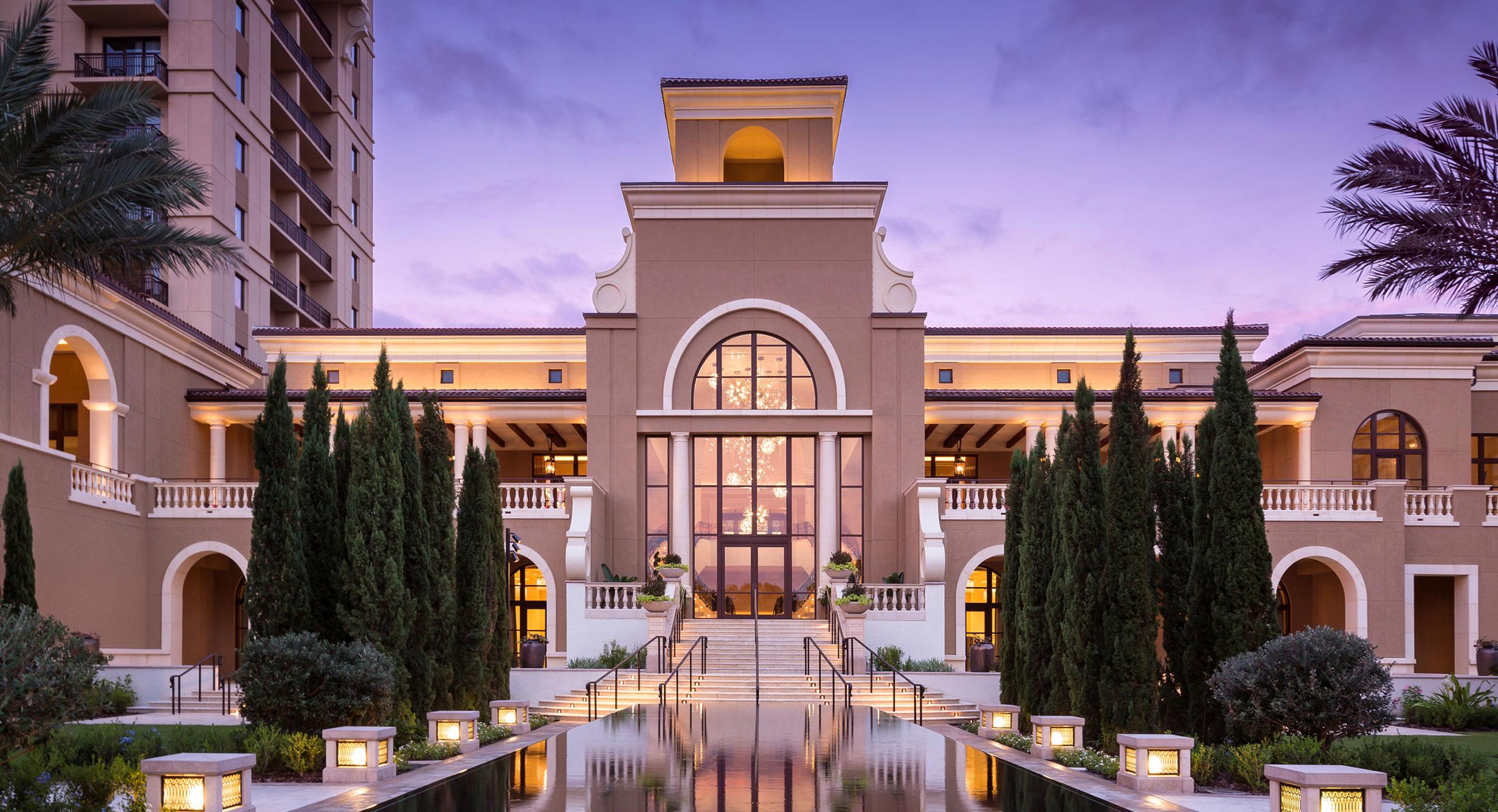 The Wedding Website of Linsey Erickson and Jamie Eggersdorfer