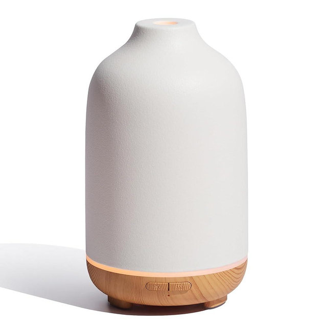 InnoGear 150ml Ceramic Essential Oil Diffuser, Handcrafted Stone Aromatherapy Scent Diffuser Ultrasonic Aroma Diffusers Humidifier Vaporizer with 2 Mist Modes Waterless Auto Off for Home Room Office