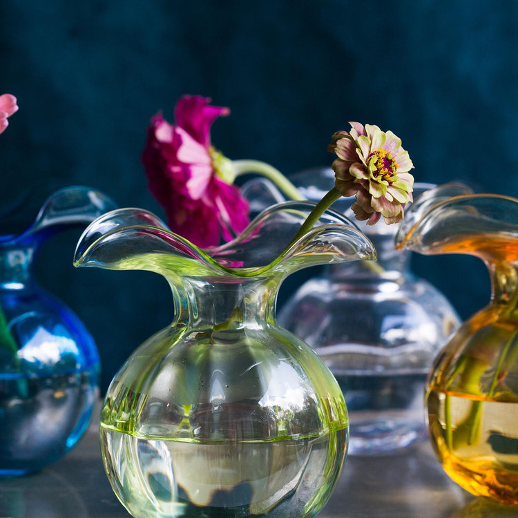 VIETRI, Hibiscus Colored Small Bud Vase | Zola