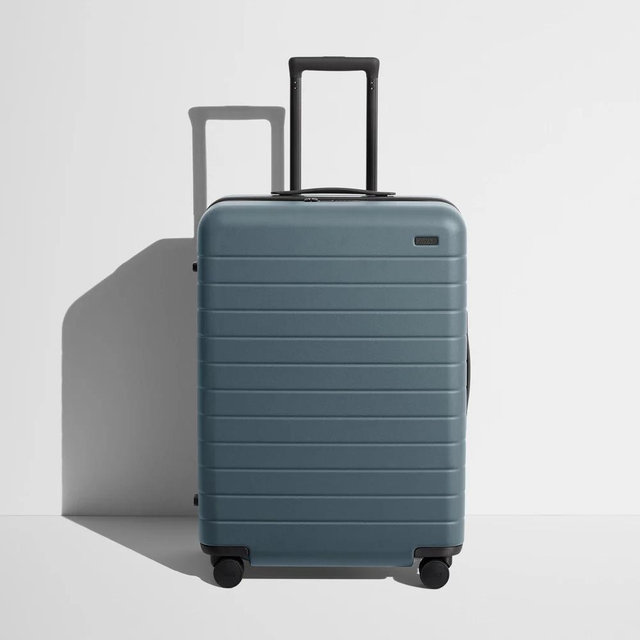 The Medium in Coast Blue