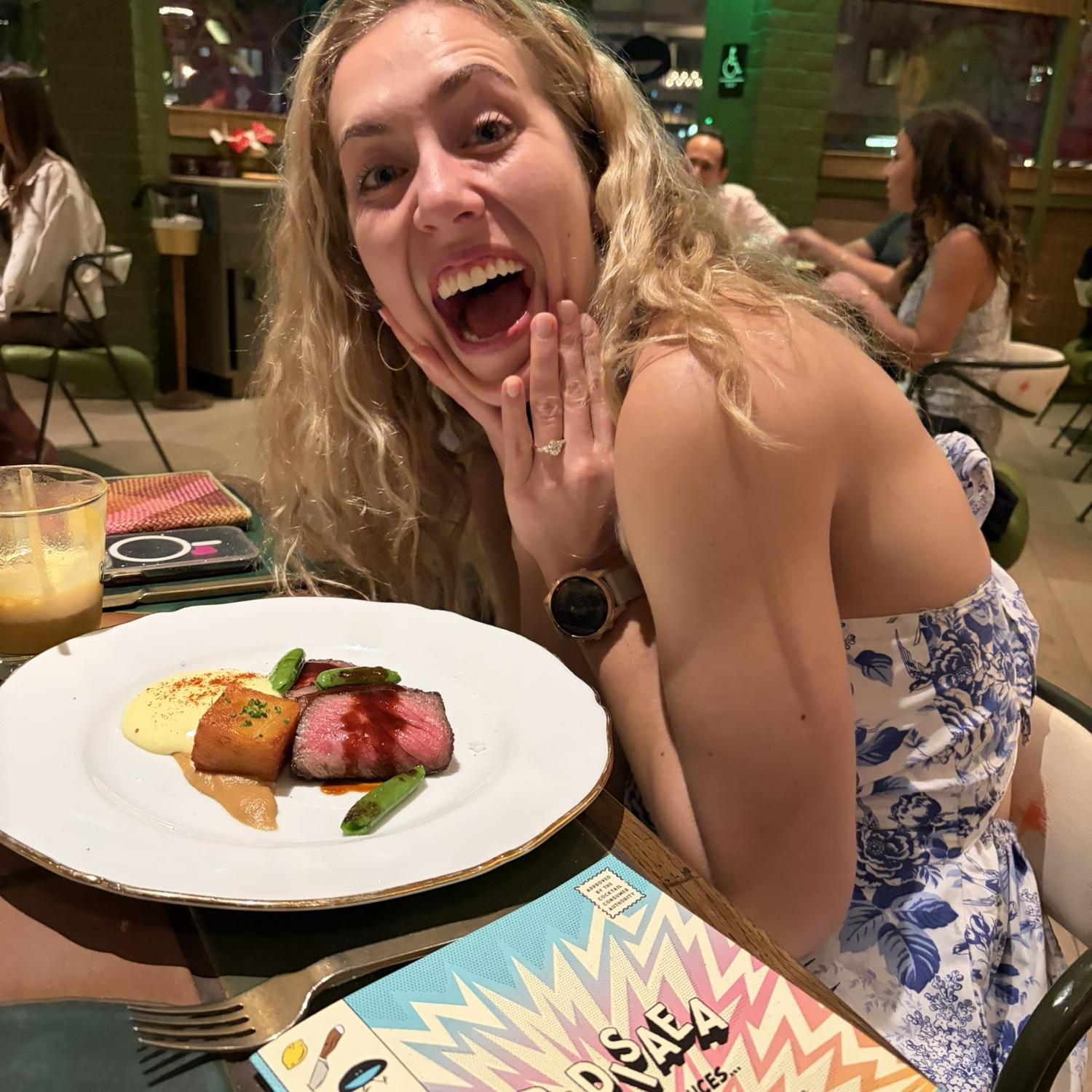 Meal at Paridesea, hour one of engagement