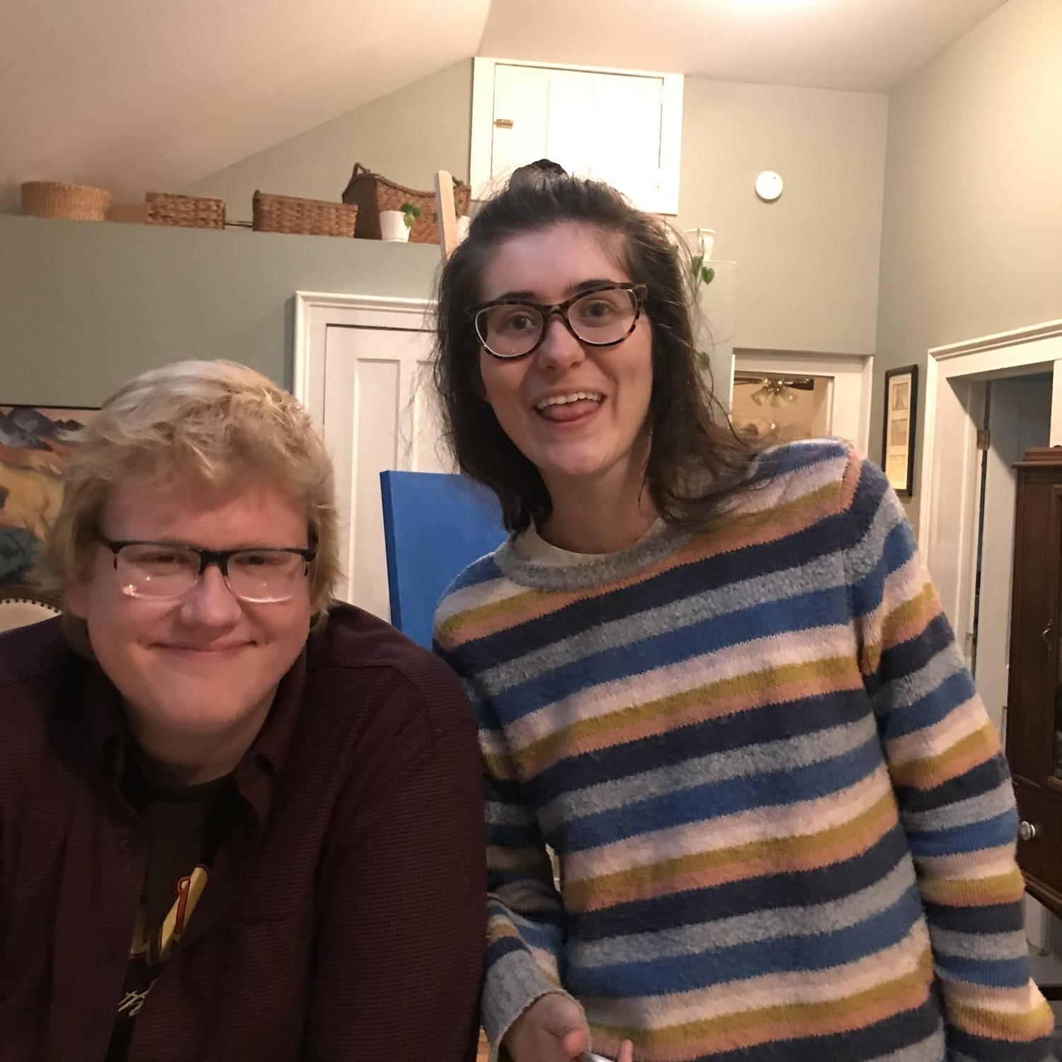 Silly faces in Maripat's Nedrow, NY apartment.
(October 2022)